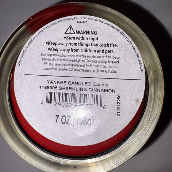 Yankee Candle Sparkling Cinnamon Jar Candle 7 oz AND Wall Scent Diffuser Balsam - Picture 4 of 5